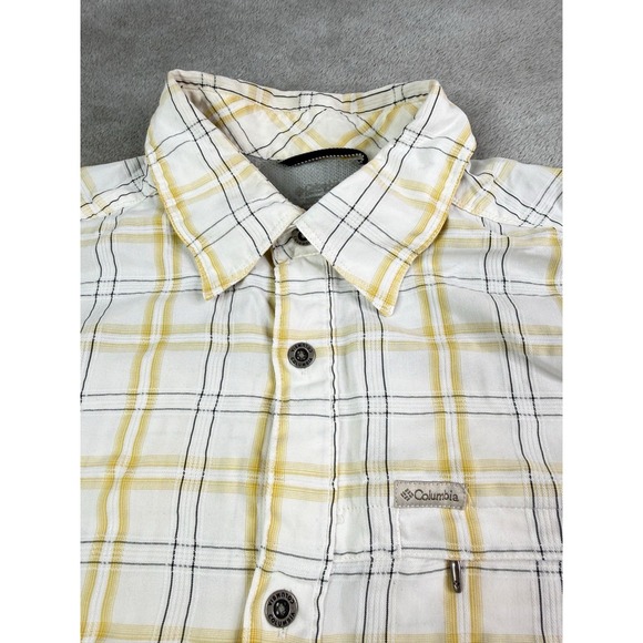 Columbia Sportswear Short Sleeve Shirt Men's Sz L Collared Button Up Yellow - Picture 2 of 10